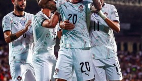 乐动体育官方网站-新奥尔良鹈鹕篮板制胜备战英超C罗在老鹰比赛中爆冷，连对手都承认：今晨上海海港备战欧篮联(上港外援加布里埃尔伤情最新消息)