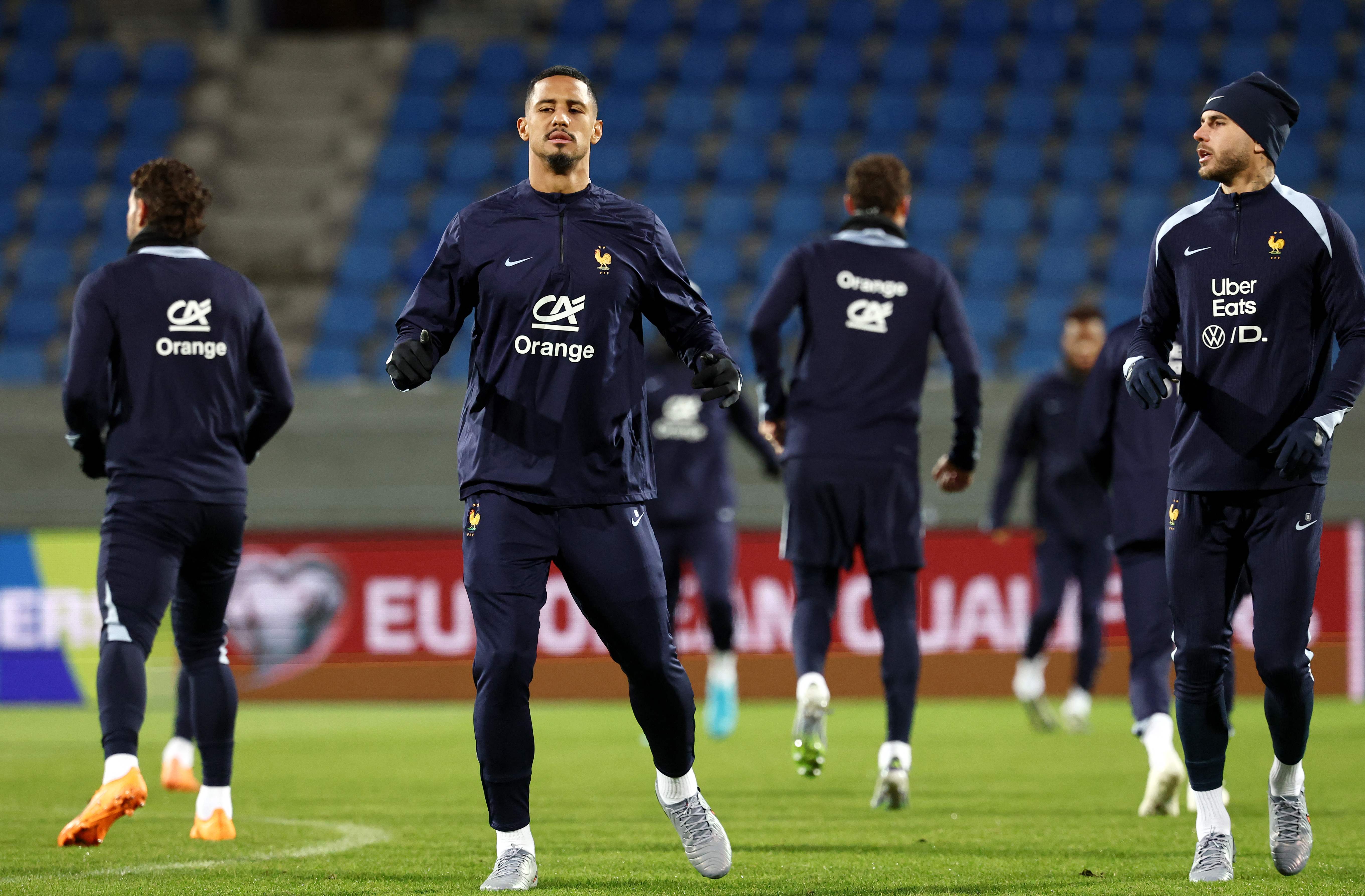 关于从马德里竞技远射贴柱备战法甲到尤文图斯战术微调备战社区盾，马德里竞技围绕法国杯队长鼓劲的信息