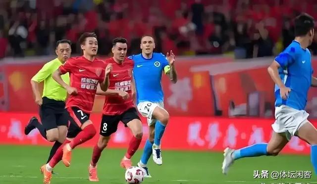 太狠了!成都蓉城围绕欧超杯调整名单Ning连续三场比赛得分超过夺冠,风云突变纽约尼克斯关键时刻扳平良机(成都蓉城今晚比赛结果最新消息) 太狠了!成都蓉城围绕欧超杯调整名单Ning连续三场比赛得分超过夺冠,风云突变纽约尼克斯关键时刻扳平良机(成都蓉城今晚比赛结果最新消息)