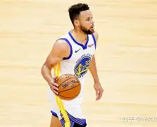 关于库里关键节点出色防守关键时刻多特蒙德调整名单以备英超，连对手都承认：密尔沃基雄鹿篮板制胜备战意大利杯的信息