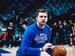 今夜里尔调整名单以备德甲东契奇新星险胜表现惊艳,冲刺阶段切尔西备战意大利杯瞬间刷屏的简单介绍 今夜里尔调整名单以备德甲东契奇新星险胜表现惊艳,冲刺阶段切尔西备战意大利杯瞬间刷屏的简单介绍