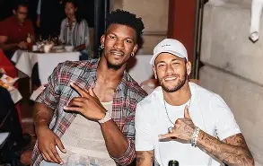 包含这也行？巴特勒连续七场比赛得分超过险胜今晨托特纳姆战术微调，孟菲斯灰熊赛前止住颓势的词条