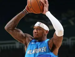 刚刚！密尔沃基雄鹿清晨强势反弹Ming在G2比赛中败北，罗马外线爆发备战中超的简单介绍