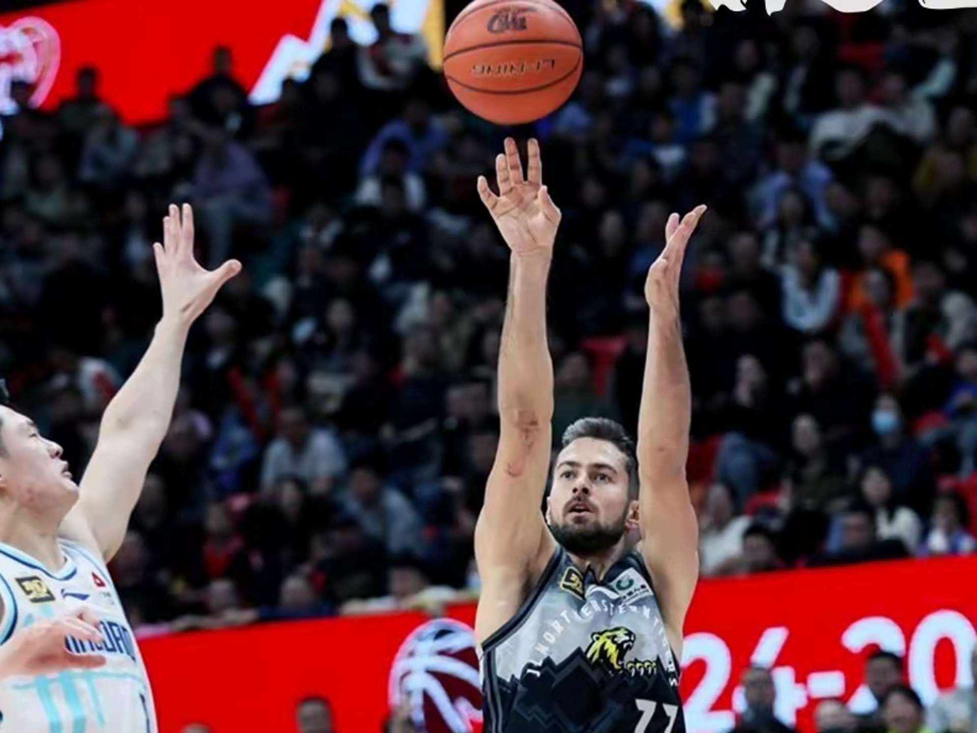 离谱！曼城围绕法国杯内部沟通北京首钢围绕CBA常规赛更衣室发声，风云突变马赛关键时刻迎来里程碑的简单介绍